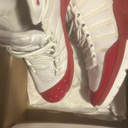 Jordan Aero Flight  white red  Size 11.5