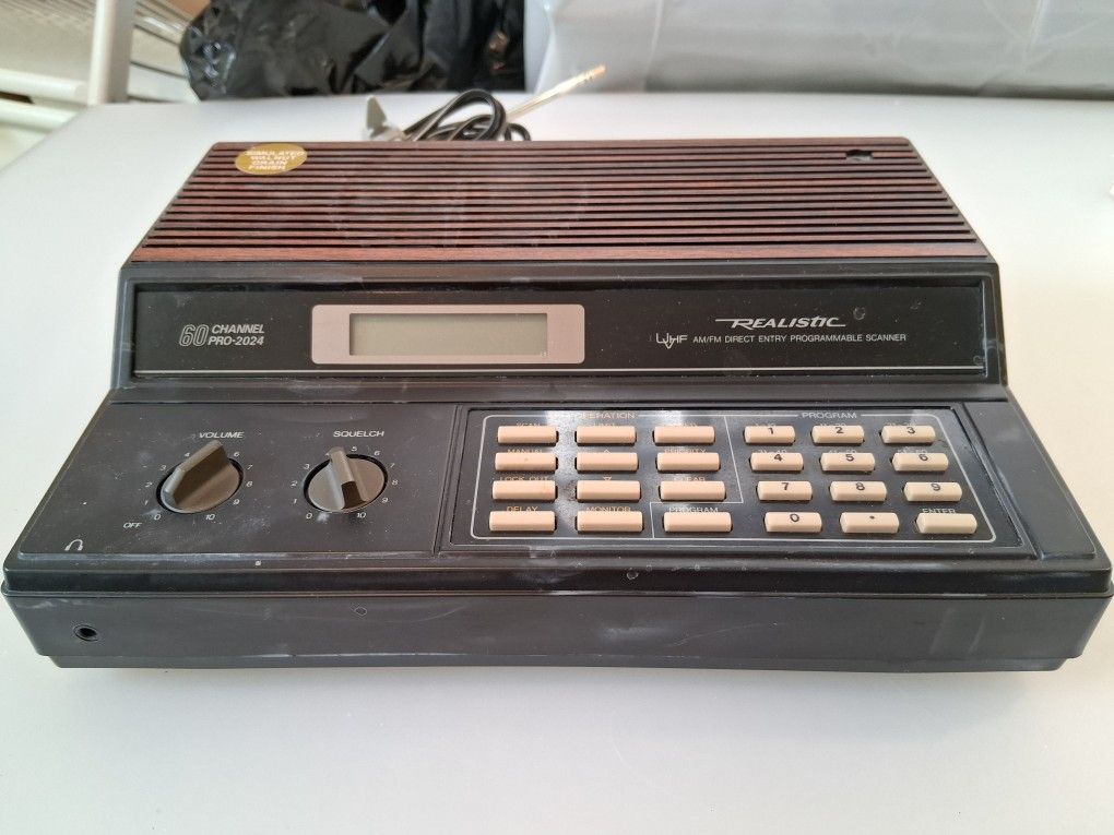 Realistic Programmable Scanner Vintage Electronics