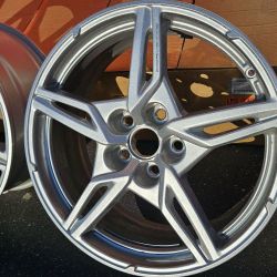 Like New OEM 2020 Corvette C8 Factory Rims Set of 4 (fits 2020~2024)