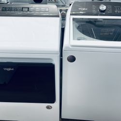 Whirlpool White Washer And Dryer Set With Removable Agitator