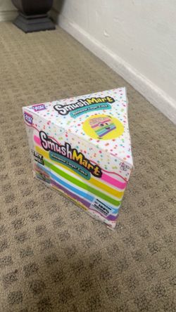 Smush mart cake squishy