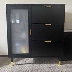 ✨ Black Buffet / Sideboard Cabinet – Gold Accents – 3 Drawers + Shelves – Elegant, Sturdy & Spacious – $80 ✨