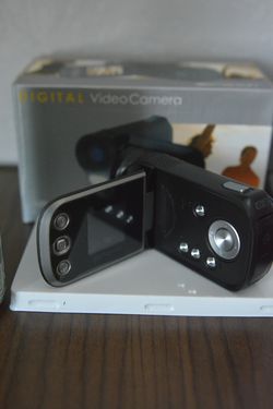 HD CAMERA