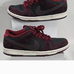 Nike -  Riot Skateshop Pro Low Pro  SB Size 9
