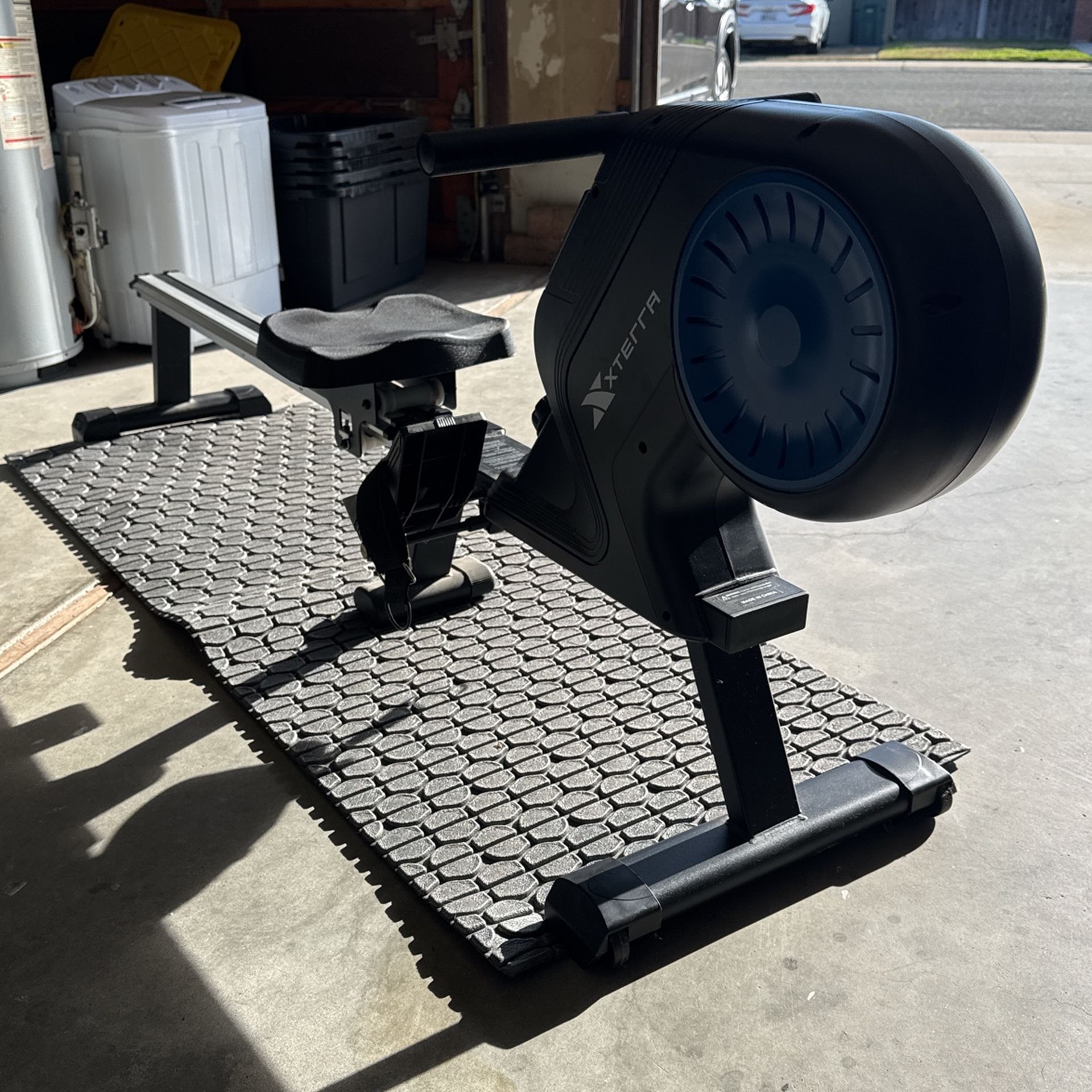 Like New Xterra ERG220 Rower