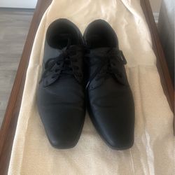 Men’s Dress shoes / Black/ Size 9.5/ CALVIN KLEIN 