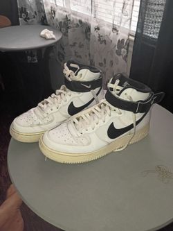 Size 10bNike Air Force 1 High Top Sneakers