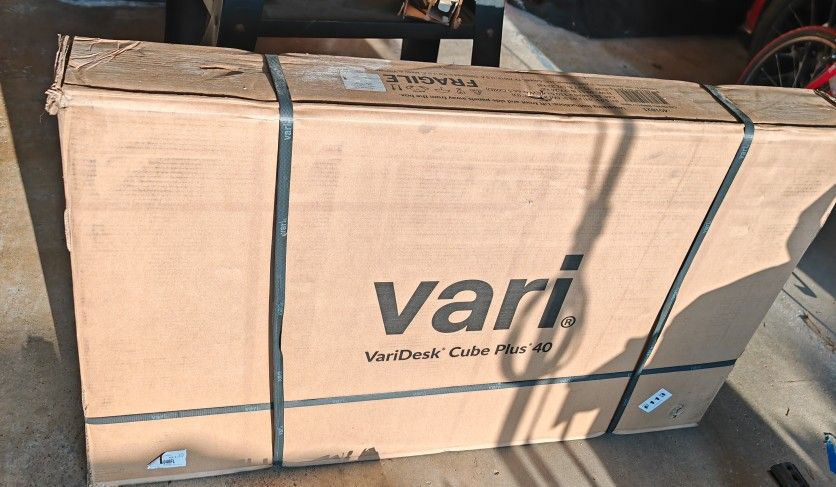 Vario Cube Plus 40 Stand Up Desk