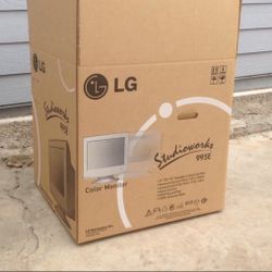 10 NEW Moving / Shipping / Packing / Storage Boxes 24x22x24 Box
