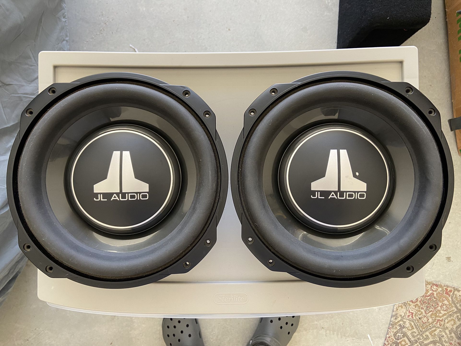 JL Audio 10TW3-D4 10-inch Subwoofers (Two)
