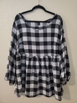 XL-3/4XL CLOTHES FOR SALE