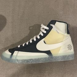 Blazer 77’ “Move To Zero” - Amour Navy