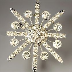 New, Never Worn & Beautiful “ Star “ Brooch.  