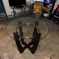 glass table (small black)
