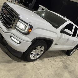 2017 GMC Sierra