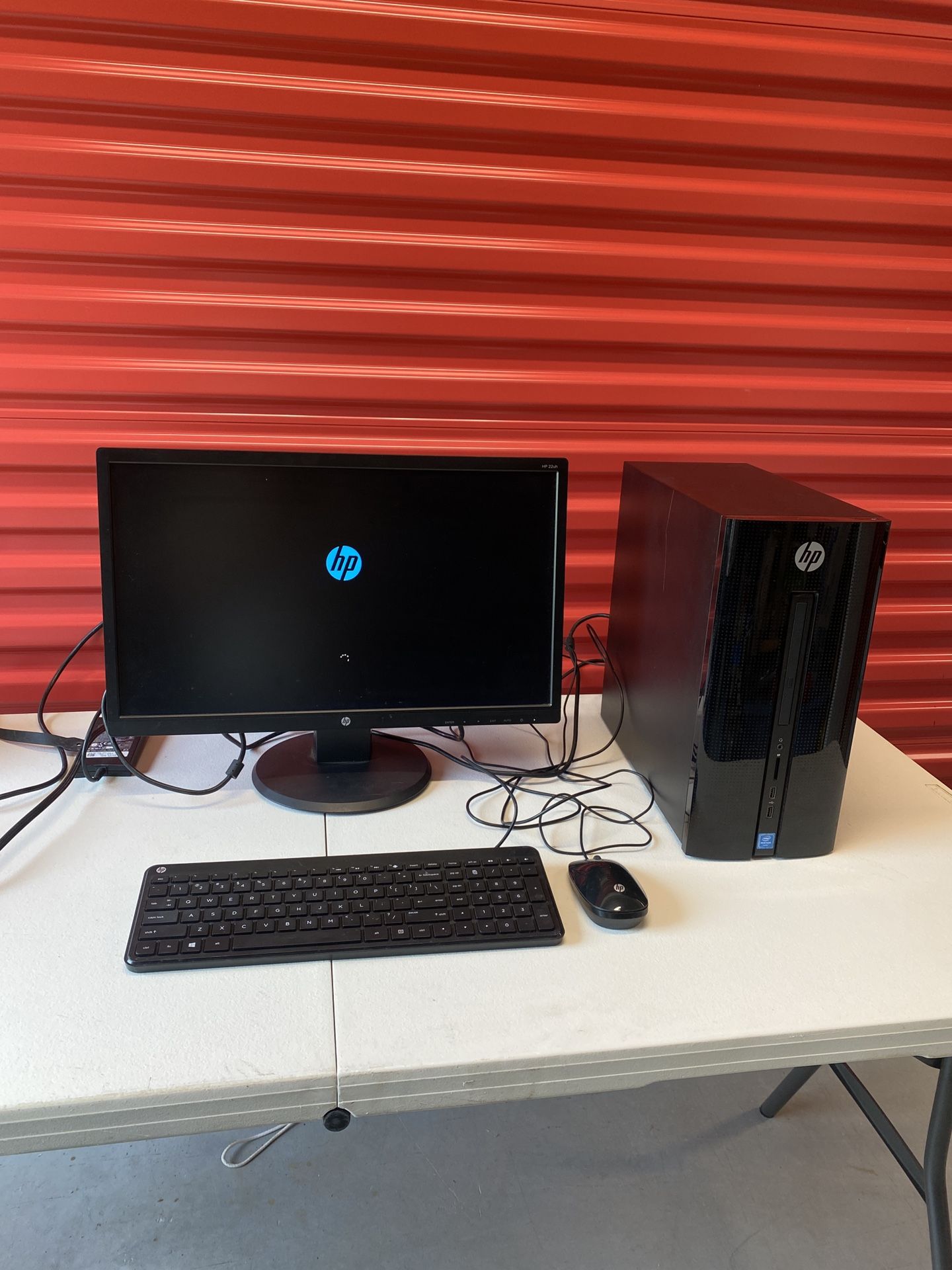 Complete HP desktop PC