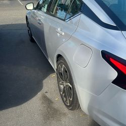 Nissan Altima (Manager Special)