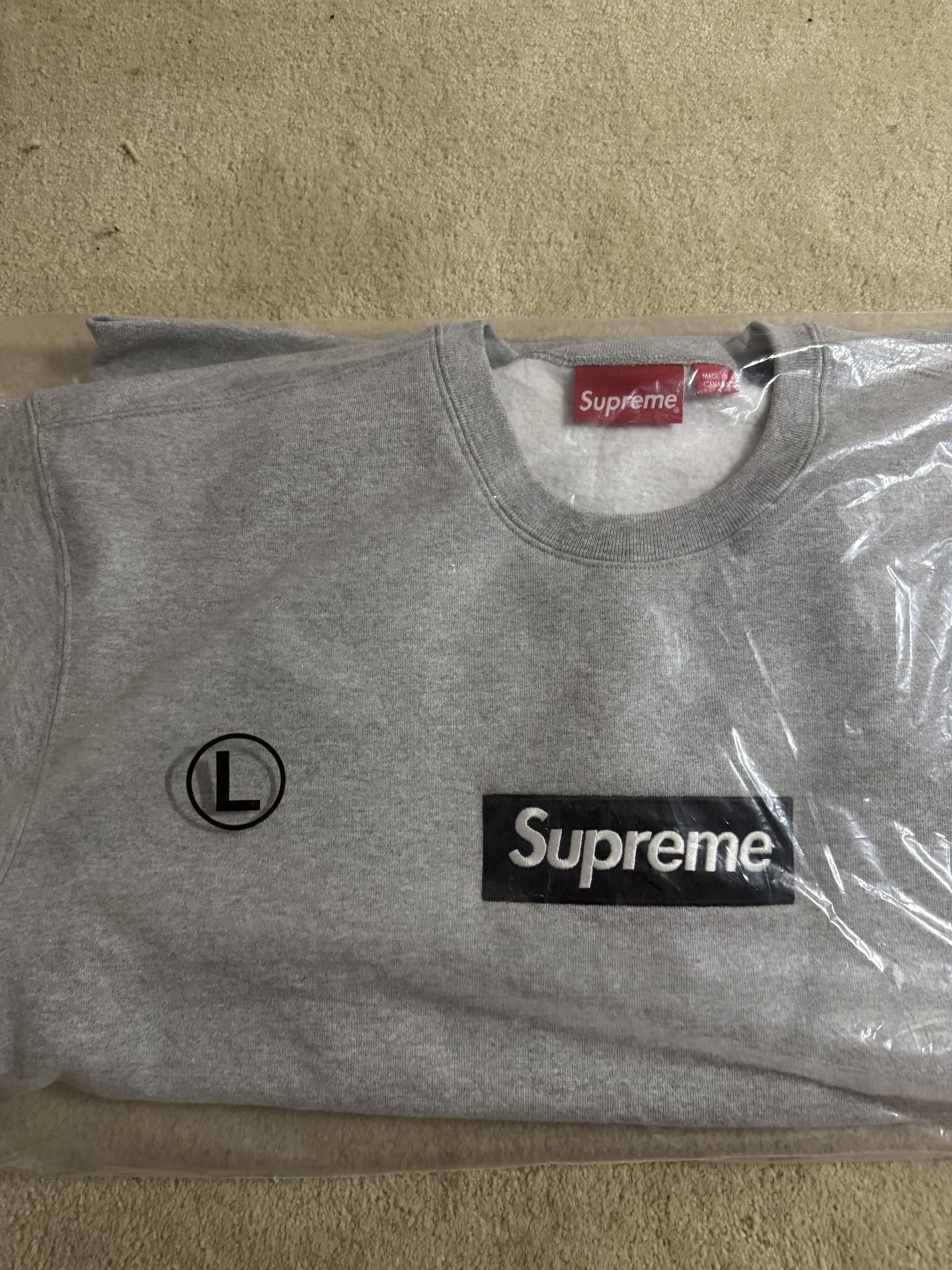 Supreme Box Logo Crewneck (FW22) Heather Grey Size Large