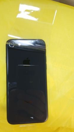 Unlocked iPhone 8 64gb