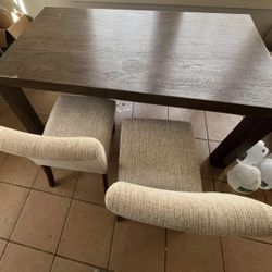 Table And Chairs 