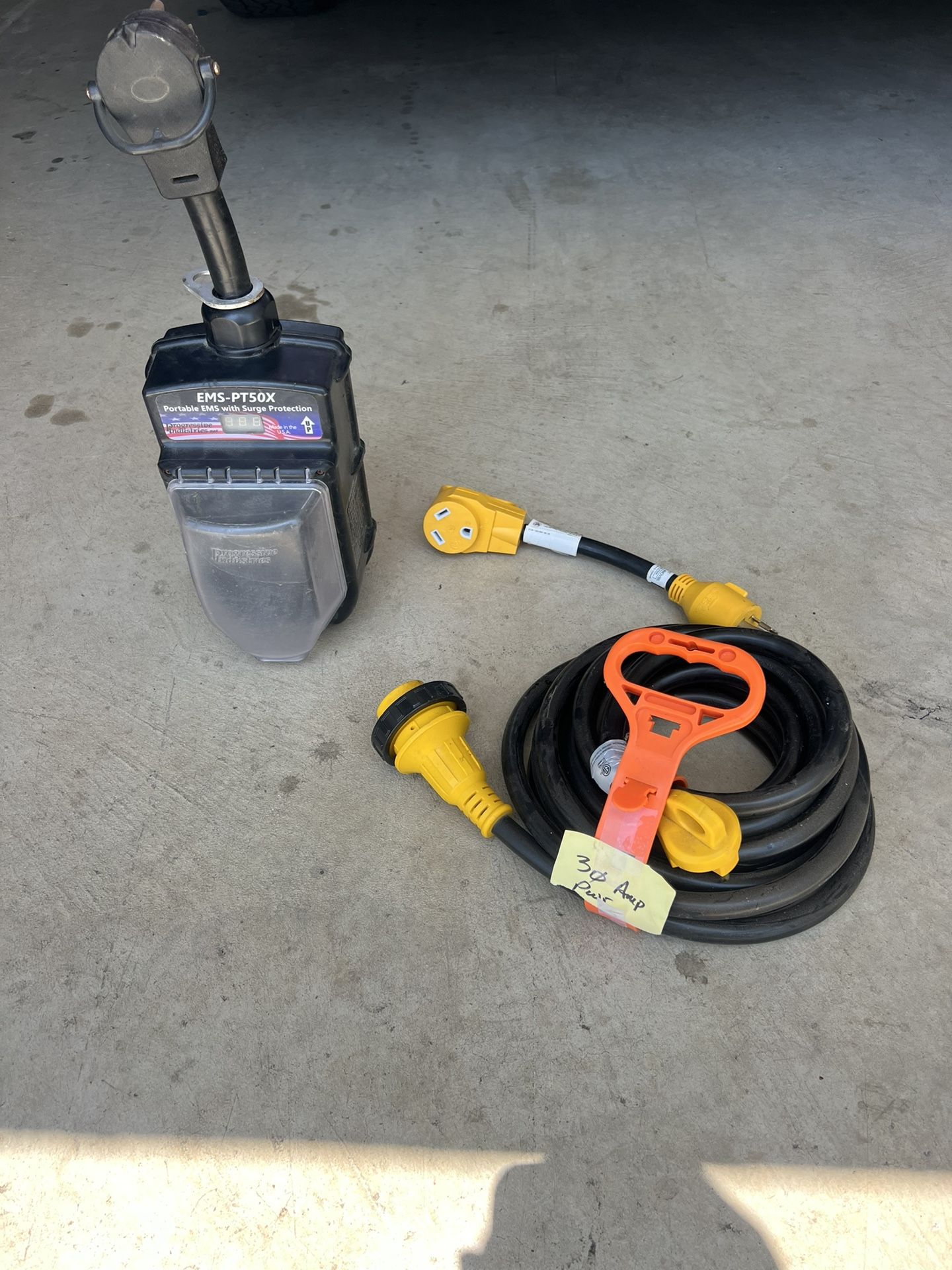 RV EMS EMS-PT50X Portable RV 50-Amp EMS with 25 extensión cord and 1- adapter