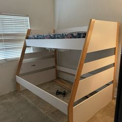 Bunk beds W/ Mattress Twin/full + 2 Drawers