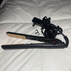 CHI HAIR STRAIGHTENER 