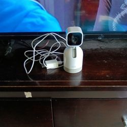 Blink Security Camera That Goes Inside The Home Or Apartment