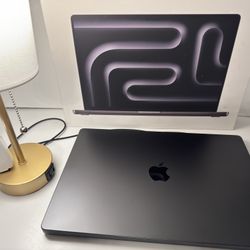 MacBook Pro (16-inch) - M4 Pro, Apple I., 14-core CPU, 20-core GPU, 24GB Memory, 512GB SSD