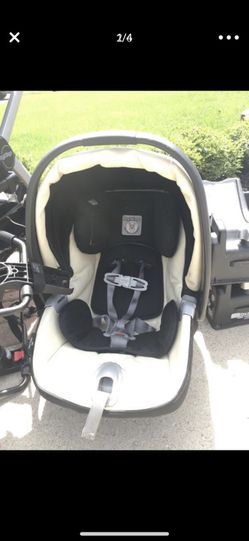 Car Seat Peg Perego car seat and 2 bases!!!