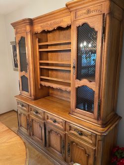 Solid Wood Vintage Drexel French Country Dining Set + Hutch – 6 Chairs