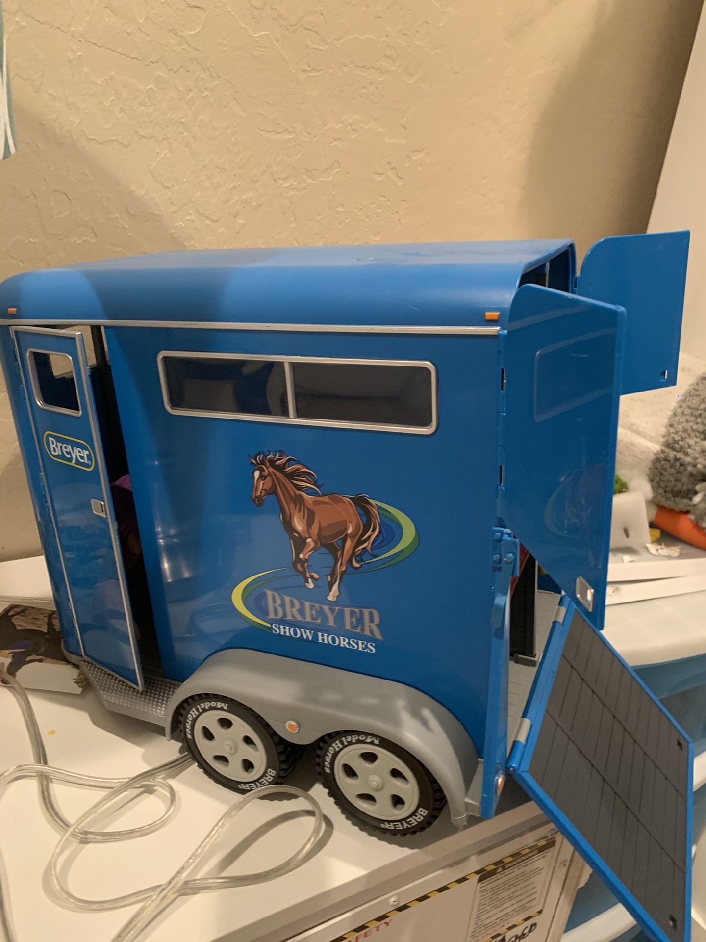 Breyer Collectible trailer and 2 horses