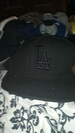 La dodger hat all black