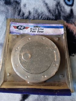 Fuel door