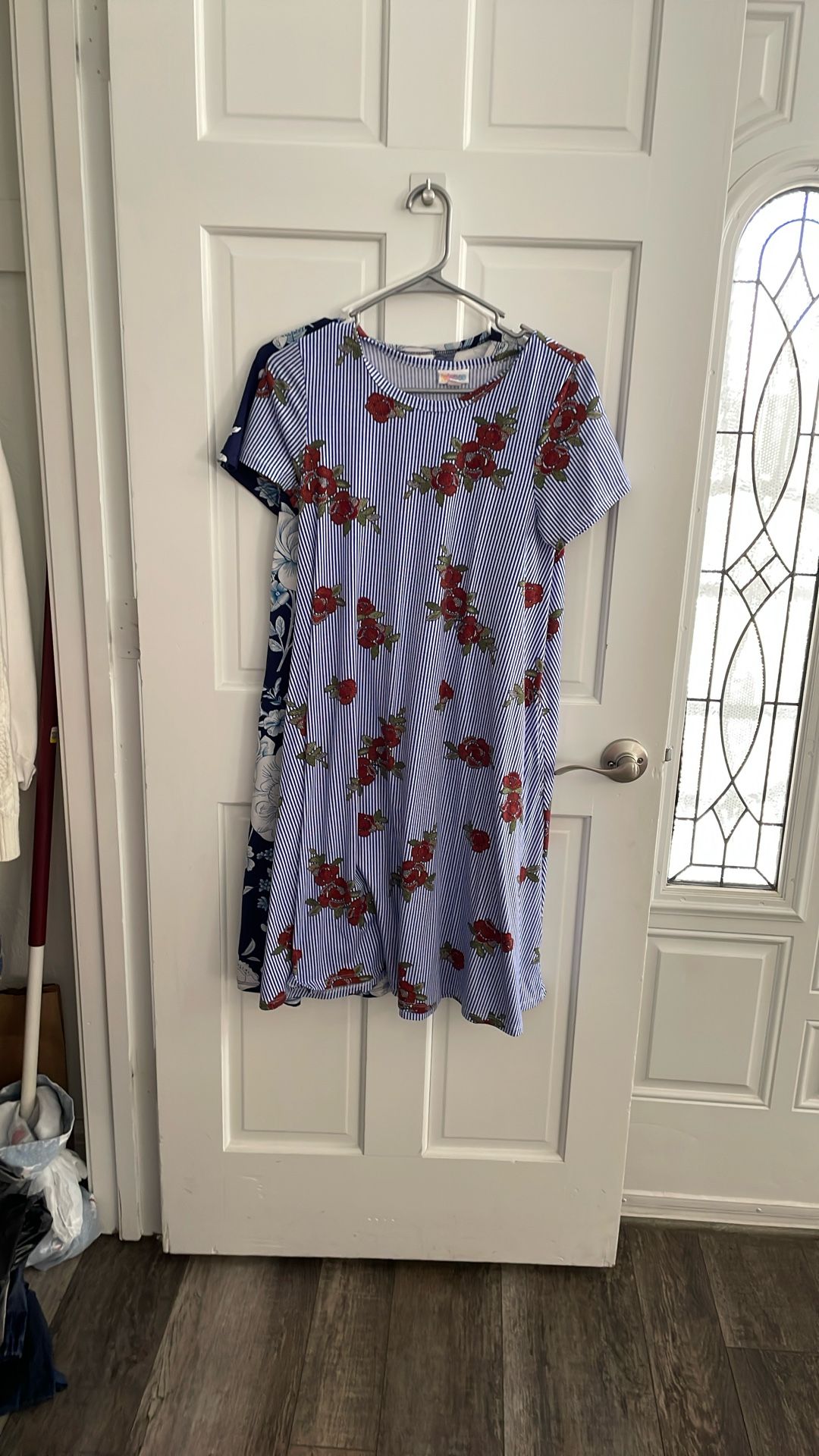Dresses 