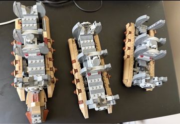 Lego Star Wars 75086 Battle Droid Troop Carrier And Two Other Droid Carriers