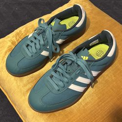 Adidas Velosambas - Women's 7