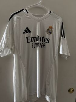 Real Madrid Adidas Home Soccer Jersey 24/25 size Large