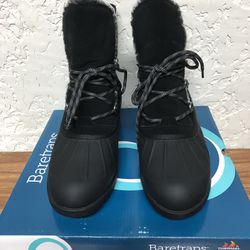 NEW Women’s Waterproof Snow Boots (Size 9.5)
