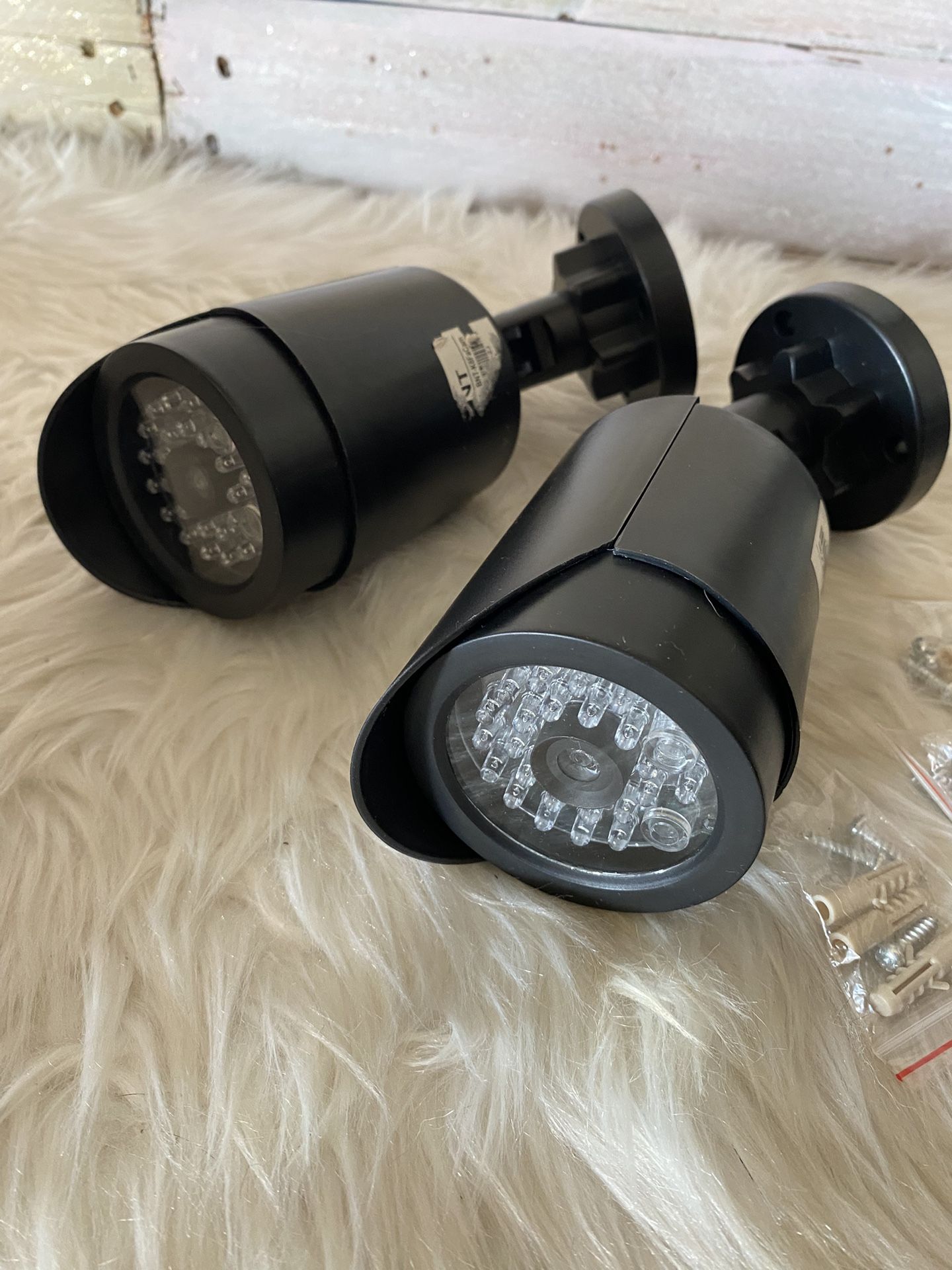 Decoy security camera FLASHING LIGHTS