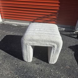White Modern Ottoman Stool/ Bench