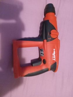 Hilti TE 2_A 24 V Rotary Hammer Drill. Like New.