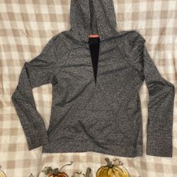 Pullover Hoodie Large