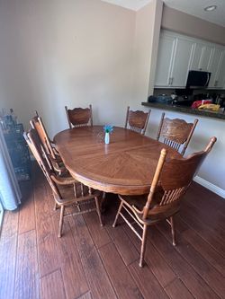 Oak Dining Table with 6 Chairs