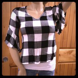 Cute Plaid Bell Sleeve Top | Shirt 