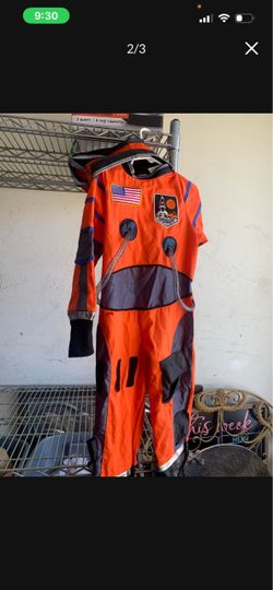 Teetot Austronaut Costume