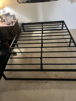 Queen metal frame