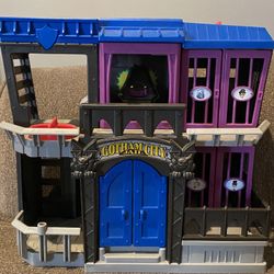 Gotham City Toy Base