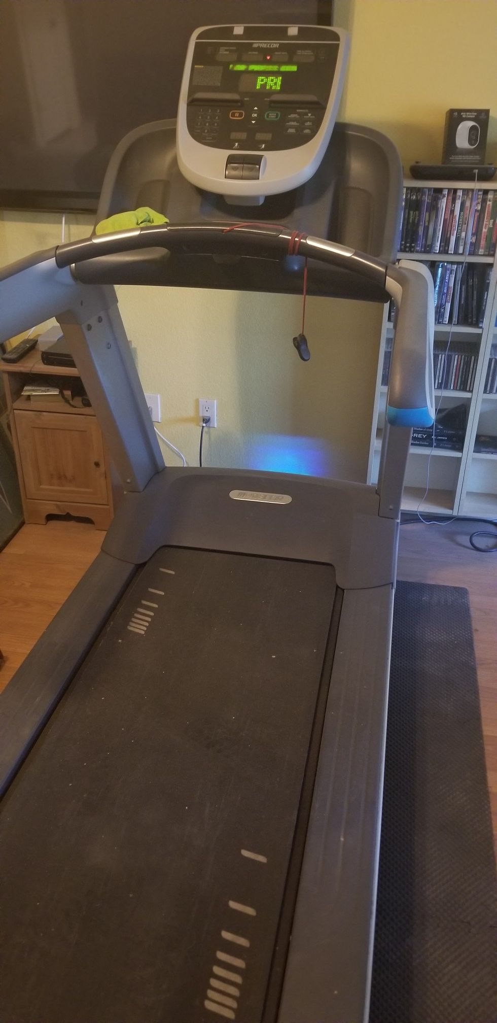 Commercial Precor Treadmill for Sale in Glendale, AZ OfferUp