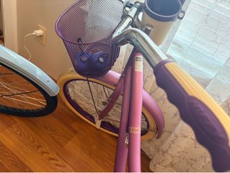 Barely used purple huffy cruiser